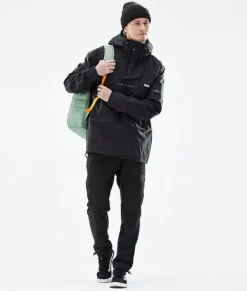 Hiker Light><noscript><img width=